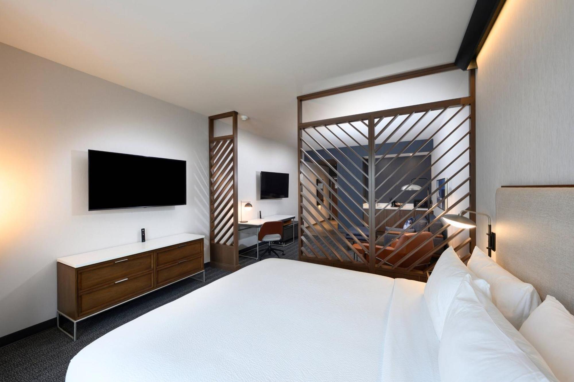 בלנטיין Courtyard By Marriott Charlotte Waverly מראה חיצוני תמונה